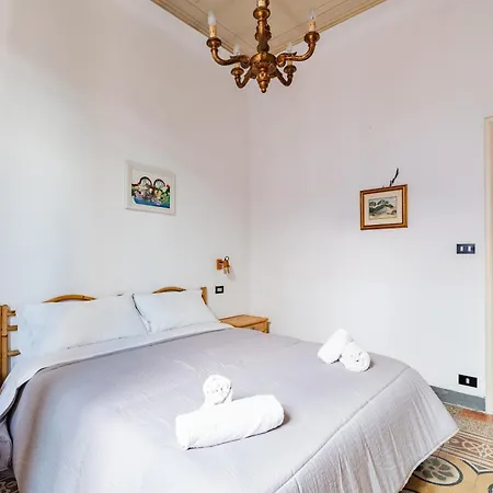 Hostdomus - Dante * Alassio