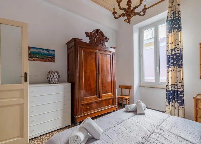 Hostdomus - Dante Apartman