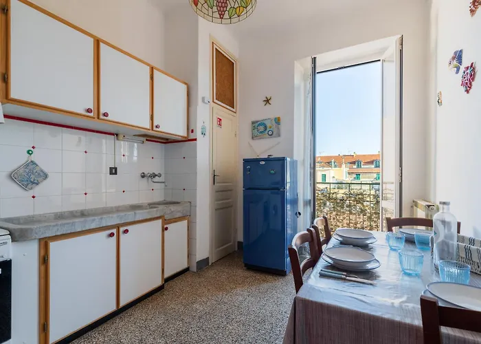 Hostdomus - Dante Apartman *